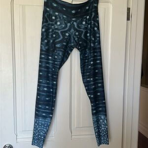Whale Shark Waterlust Leggings - size XL - 2019 version